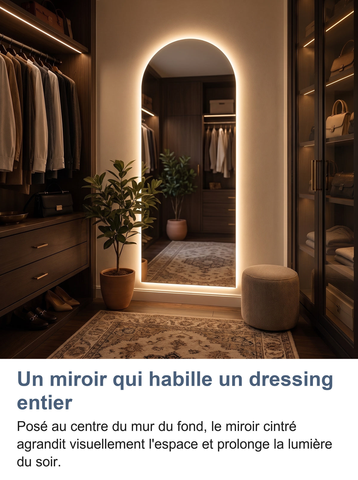 Miroir cintré allumé dans un dressing élégant, lumière du soir