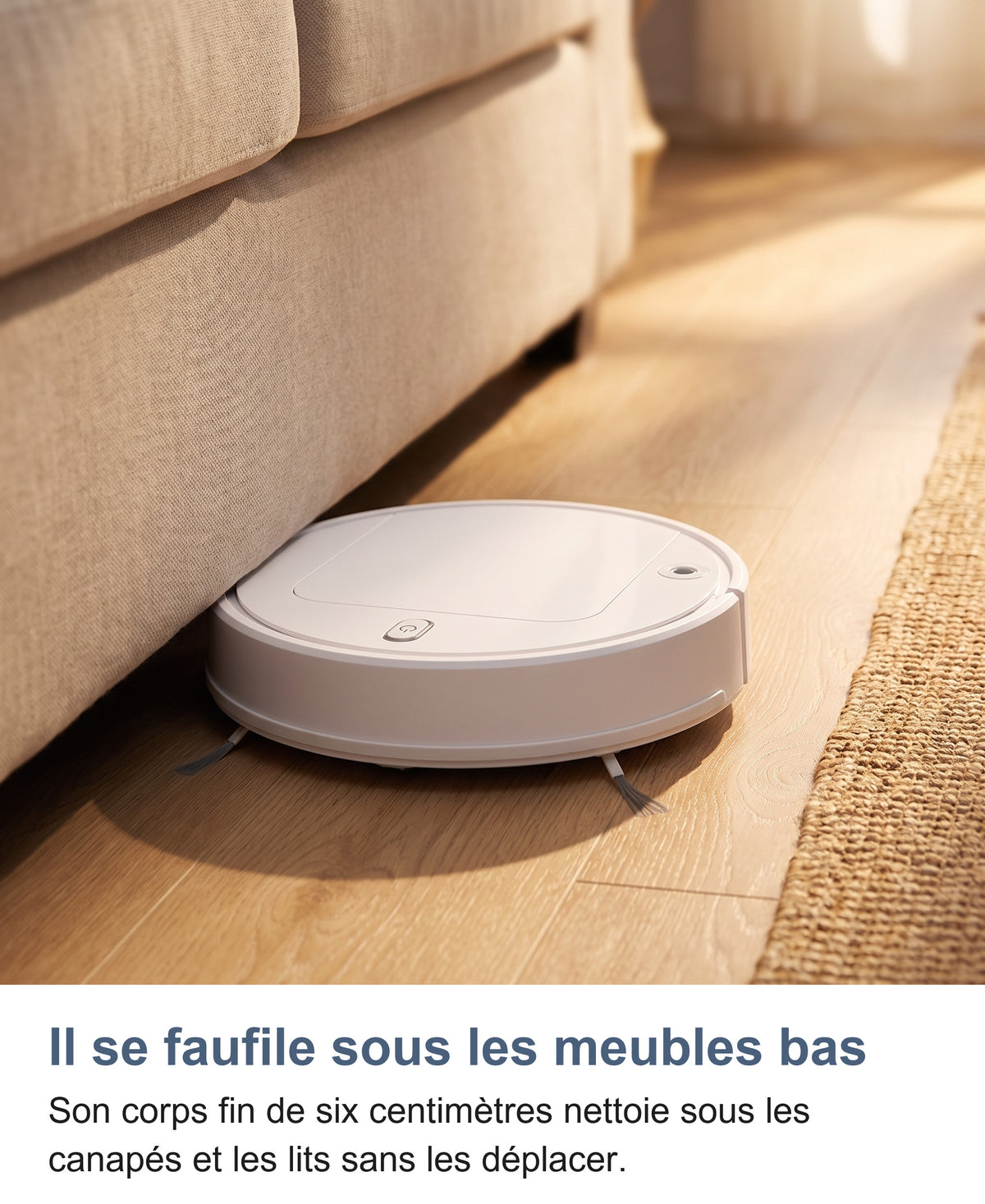 Robot aspirateur se faufilant sous un canapé bas