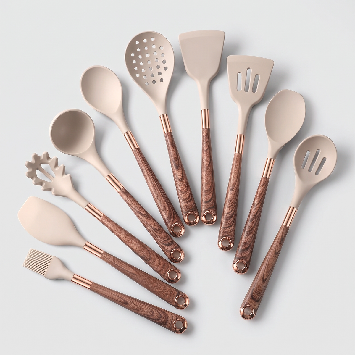 Set en silicone à manche aspect bois