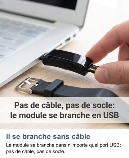 Le module du bracelet détaché et branché directement dans le port USB d'un ordinateur portable