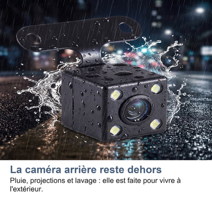 La caméra arrière reste dehors Pluie, projections et lavage : elle est faite pour vivre à l'extérieur.