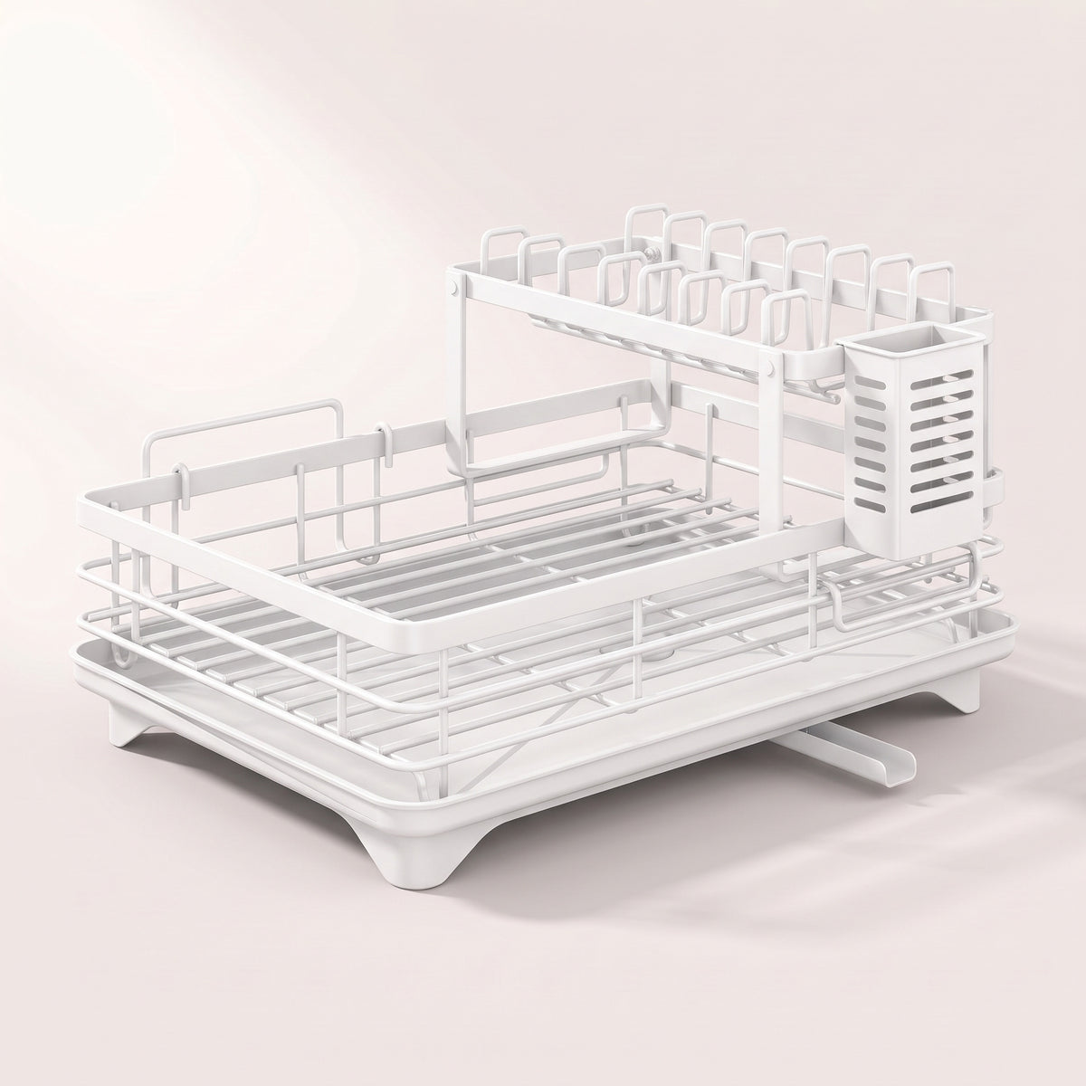Égouttoir à vaisselle blanc 2 niveaux avec porte-couverts, porte-planche et bec d'évacuation, vide, sur fond clair