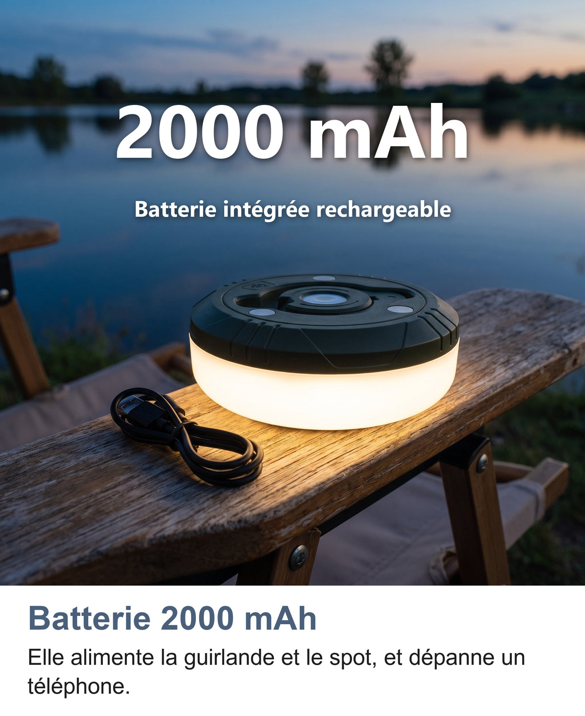 Boîtier de la guirlande allumé sur un accoudoir en bois au bord d'un lac, batterie intégrée de 2000 mAh