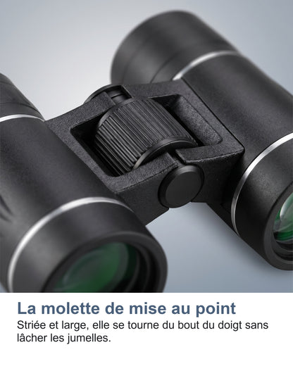 La molette de mise au point. Striée et large, elle se tourne du bout du doigt sans lâcher les jumelles.