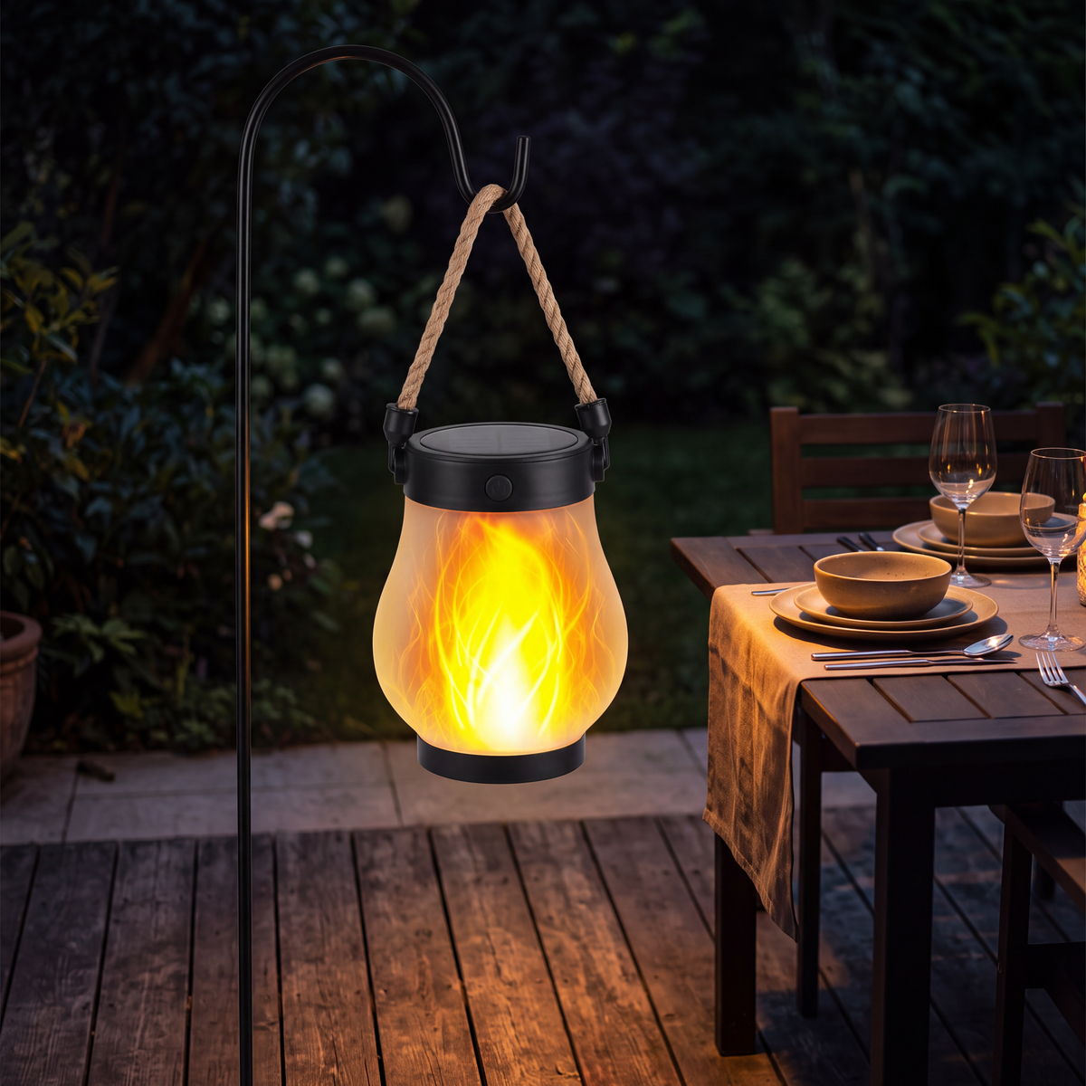 Lanterne solaire suspendue, effet flamme