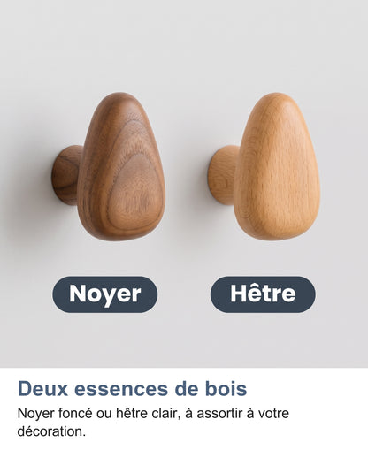 Les deux essences de bois disponibles : noyer foncé et hêtre clair
