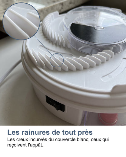 Les rainures de tout près Les creux incurvés du couvercle blanc, ceux qui reçoivent l'appât.