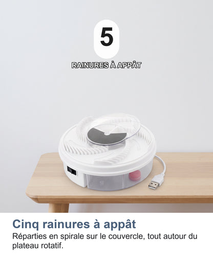 Cinq rainures à appât Réparties en spirale sur le couvercle, tout autour du plateau rotatif.