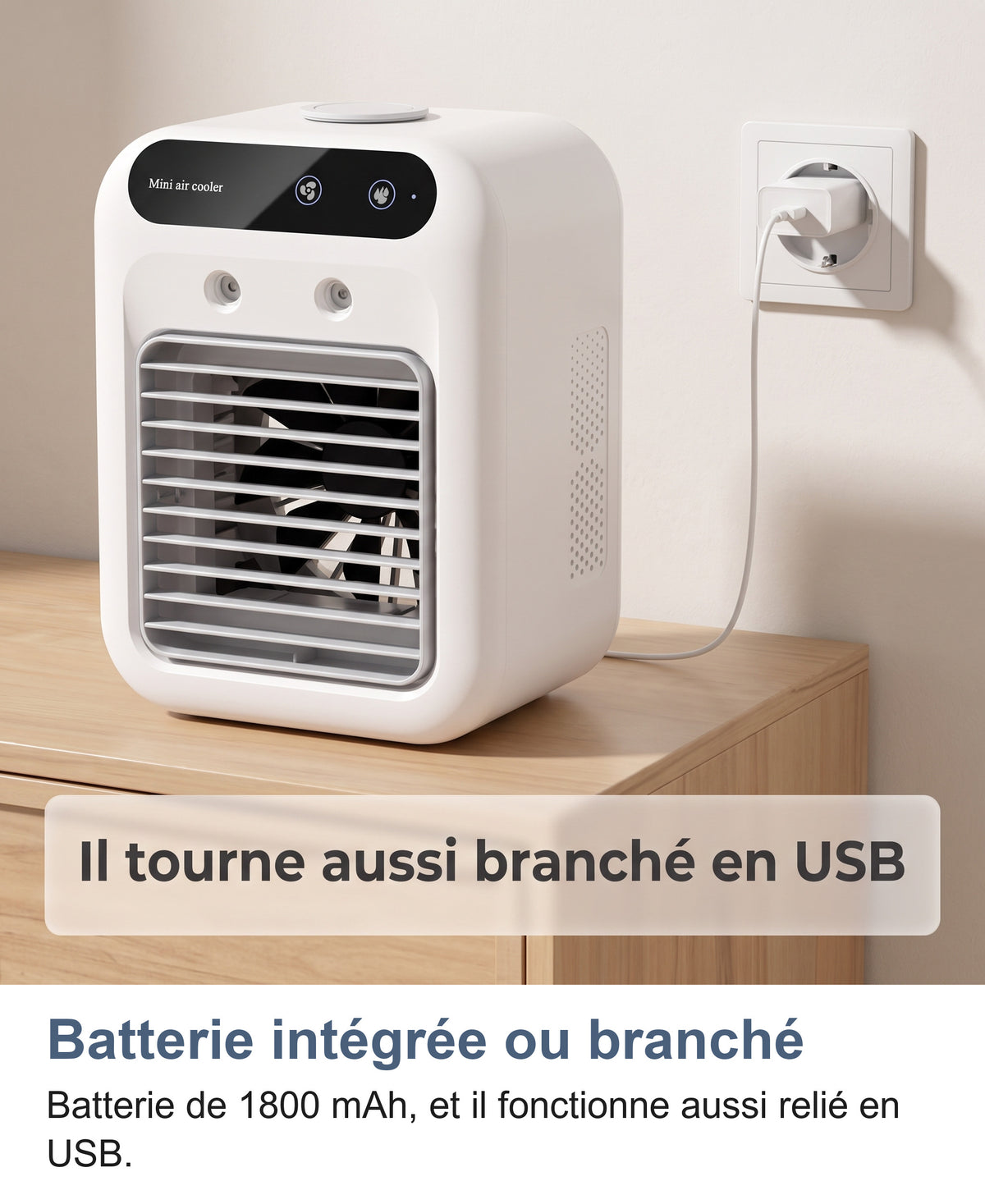 Rafraîchisseur branché en USB sur un chargeur mural