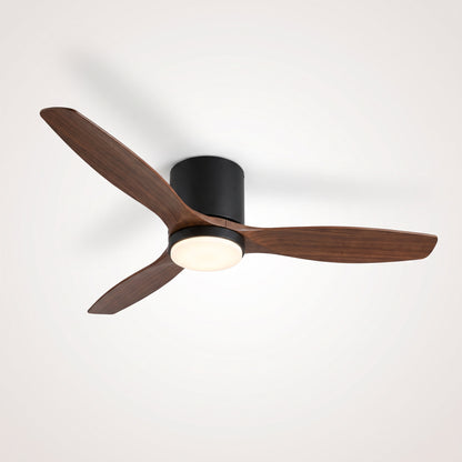 Ventilateur de plafond noir à trois pales en bois foncé et disque LED allumé, vu de trois quarts sous un plafond clair