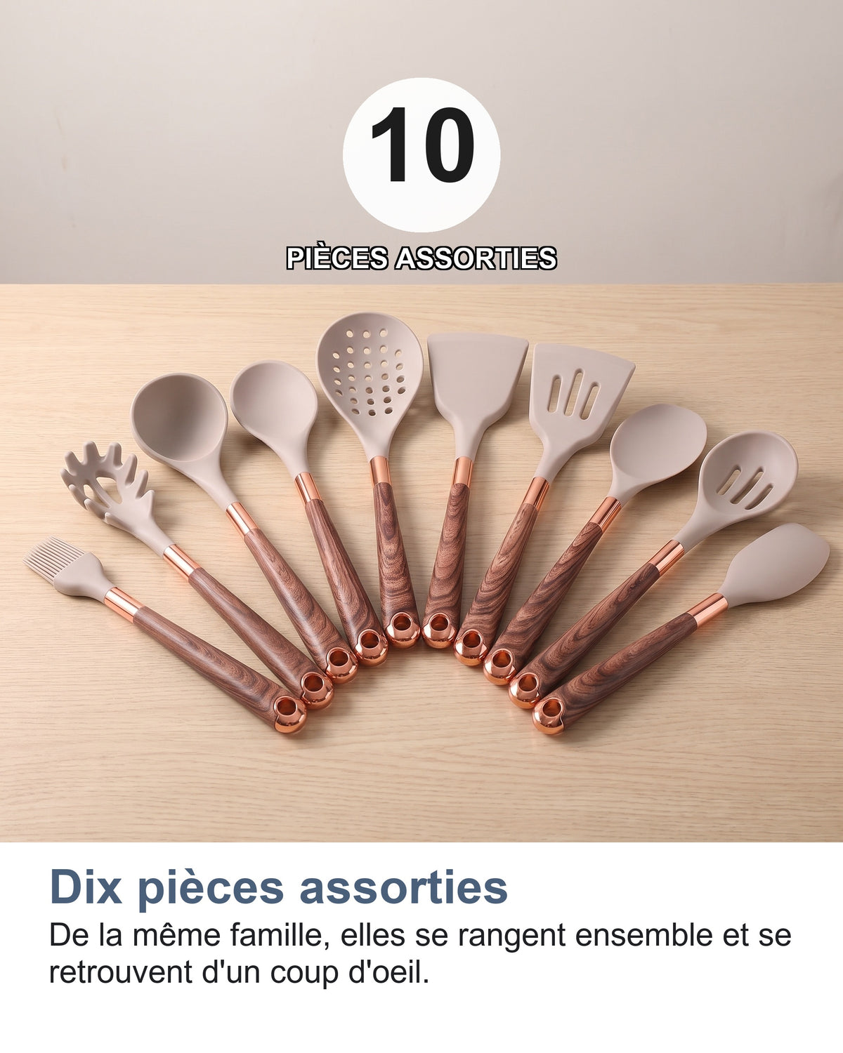 Les dix pièces du set en éventail sous le chiffre dix