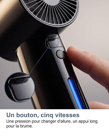 Le bouton et l'écran du mini ventilateur turbo