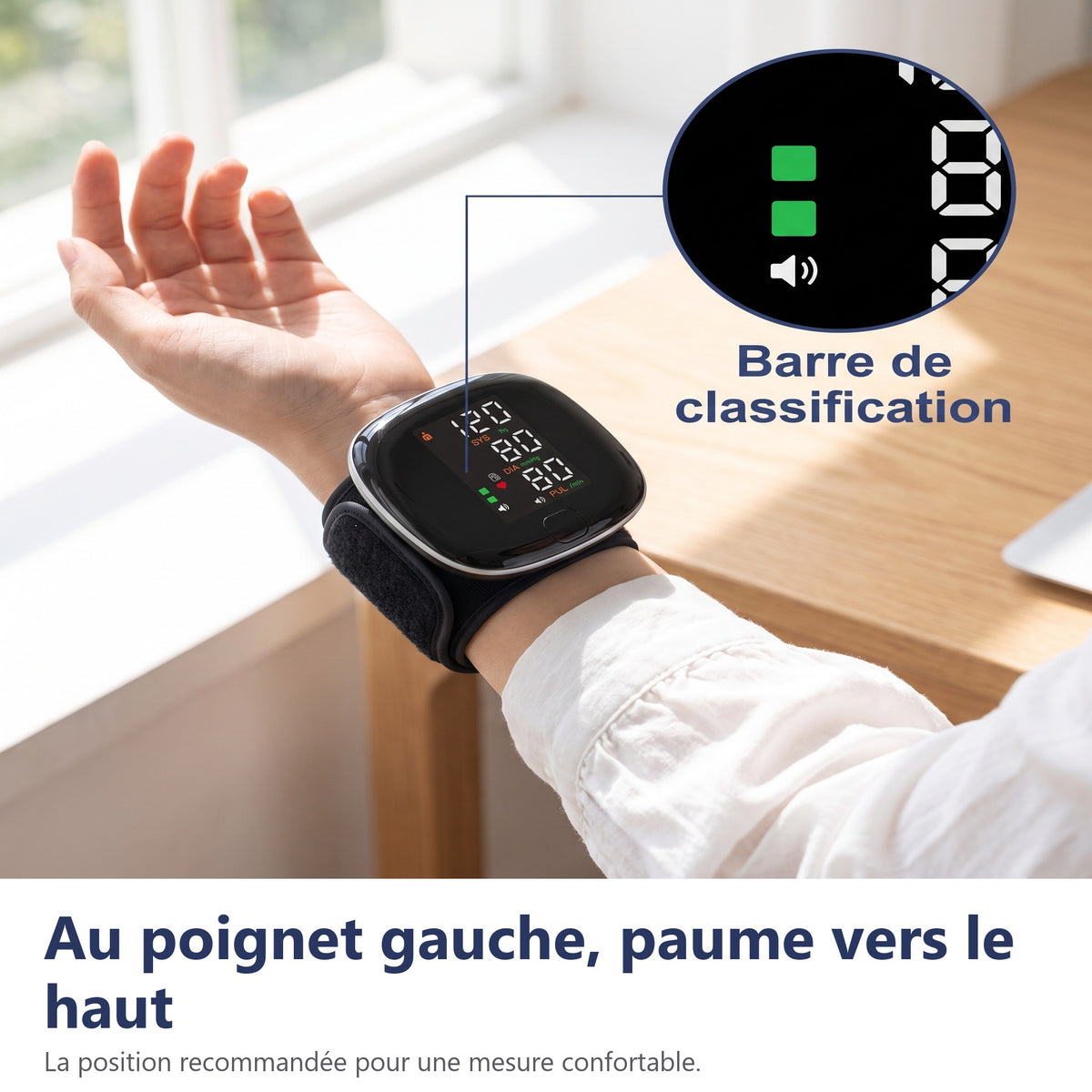 Au poignet gauche, paume vers le haut